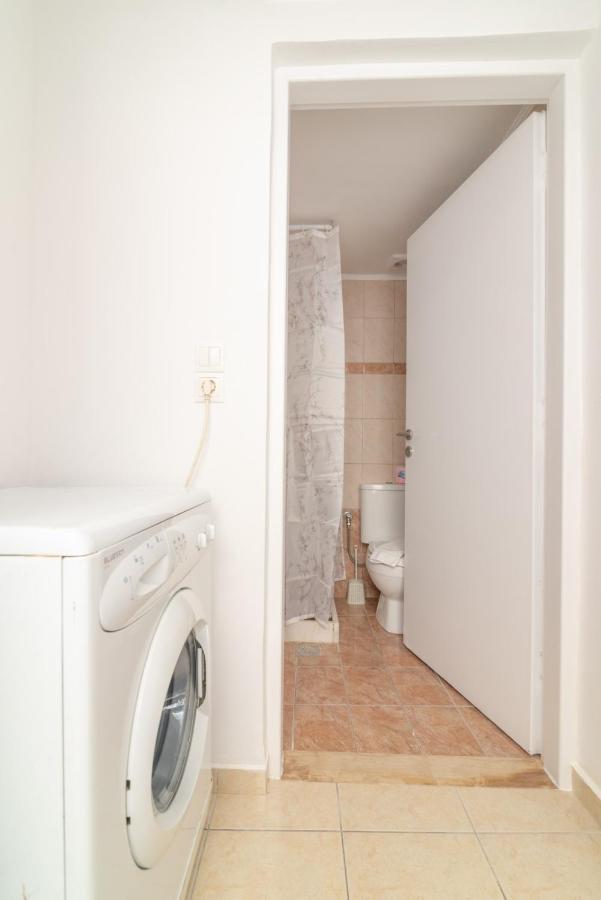 1 Bedroom Apartment Opposite Medical Center Heraklion Exteriör bild