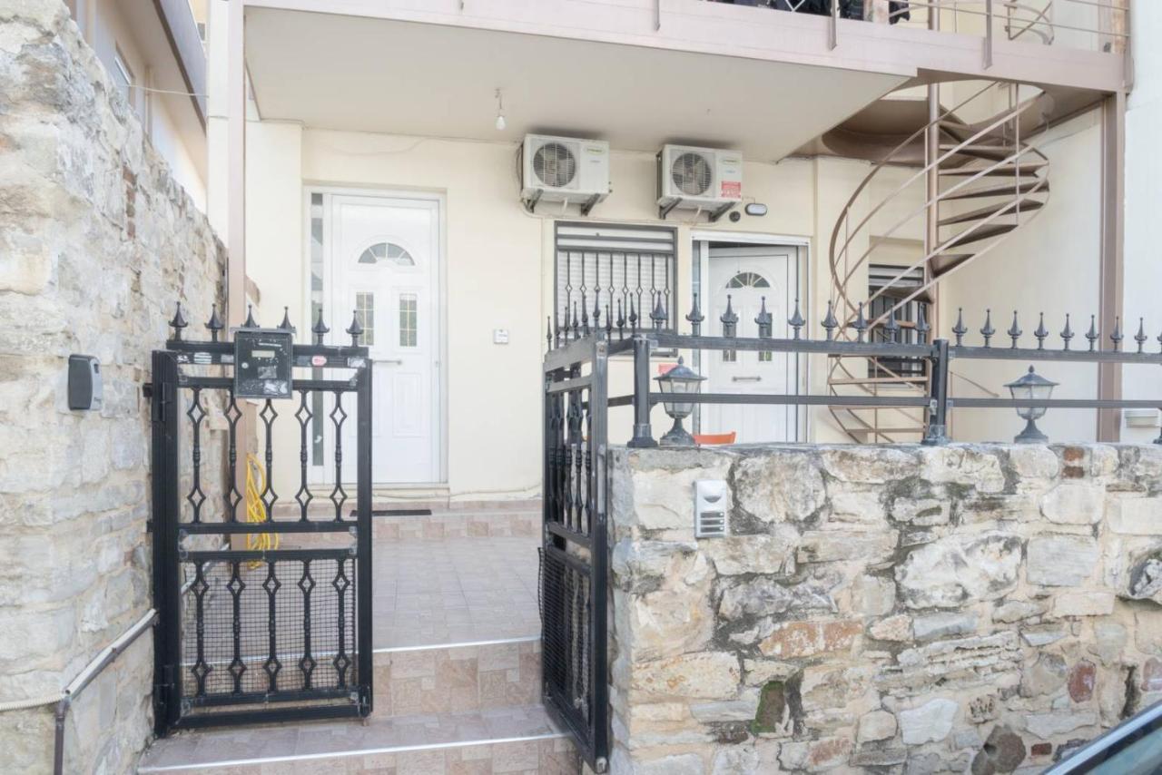 1 Bedroom Apartment Opposite Medical Center Heraklion Exteriör bild
