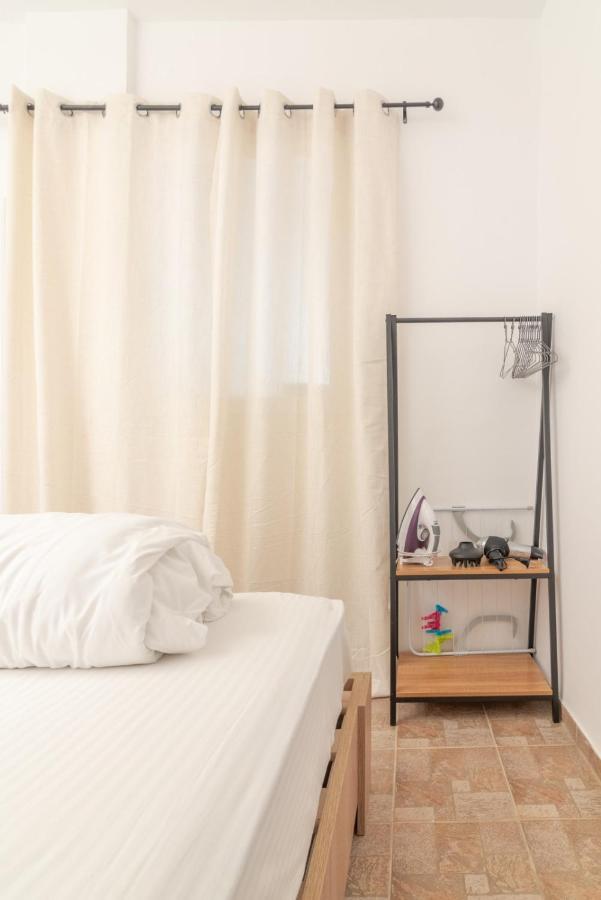1 Bedroom Apartment Opposite Medical Center Heraklion Exteriör bild